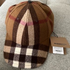 Burberry hat